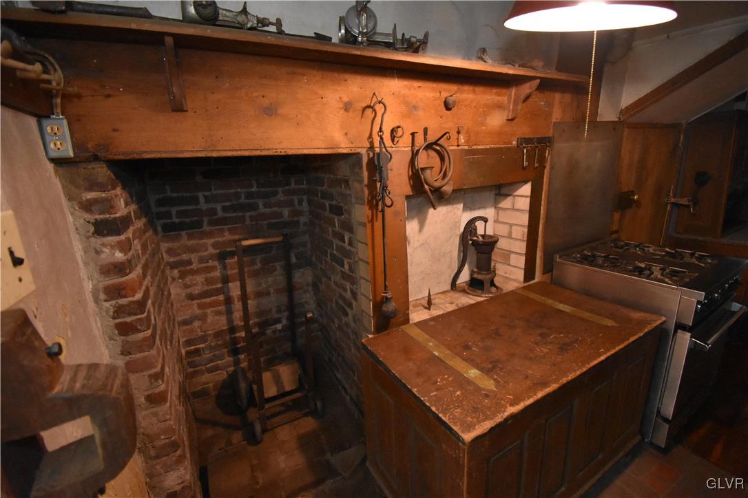 2022 Springtown Hill Road