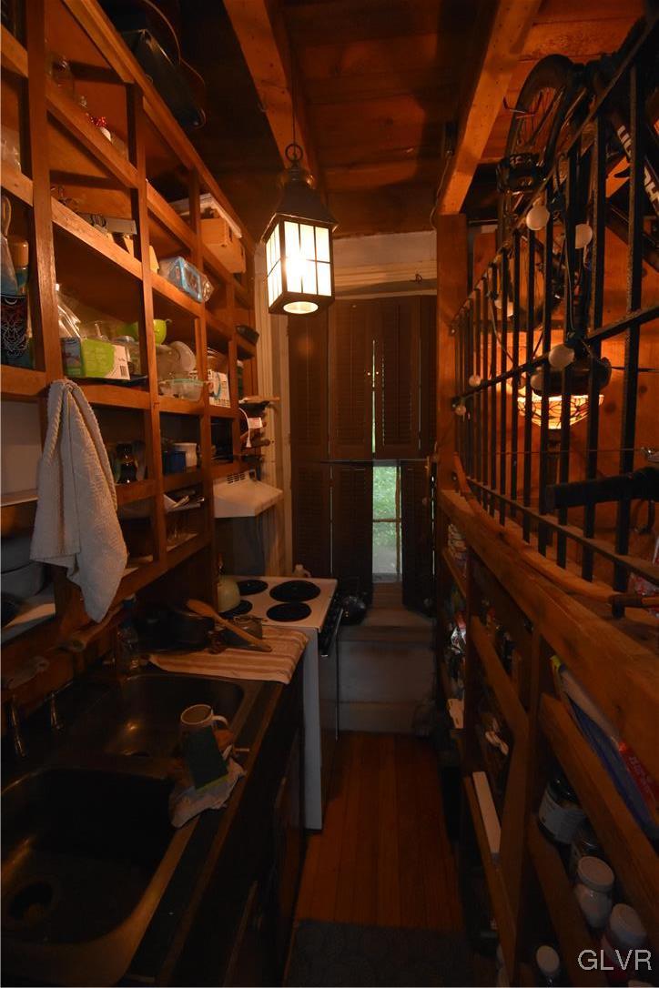 2022 Springtown Hill Road