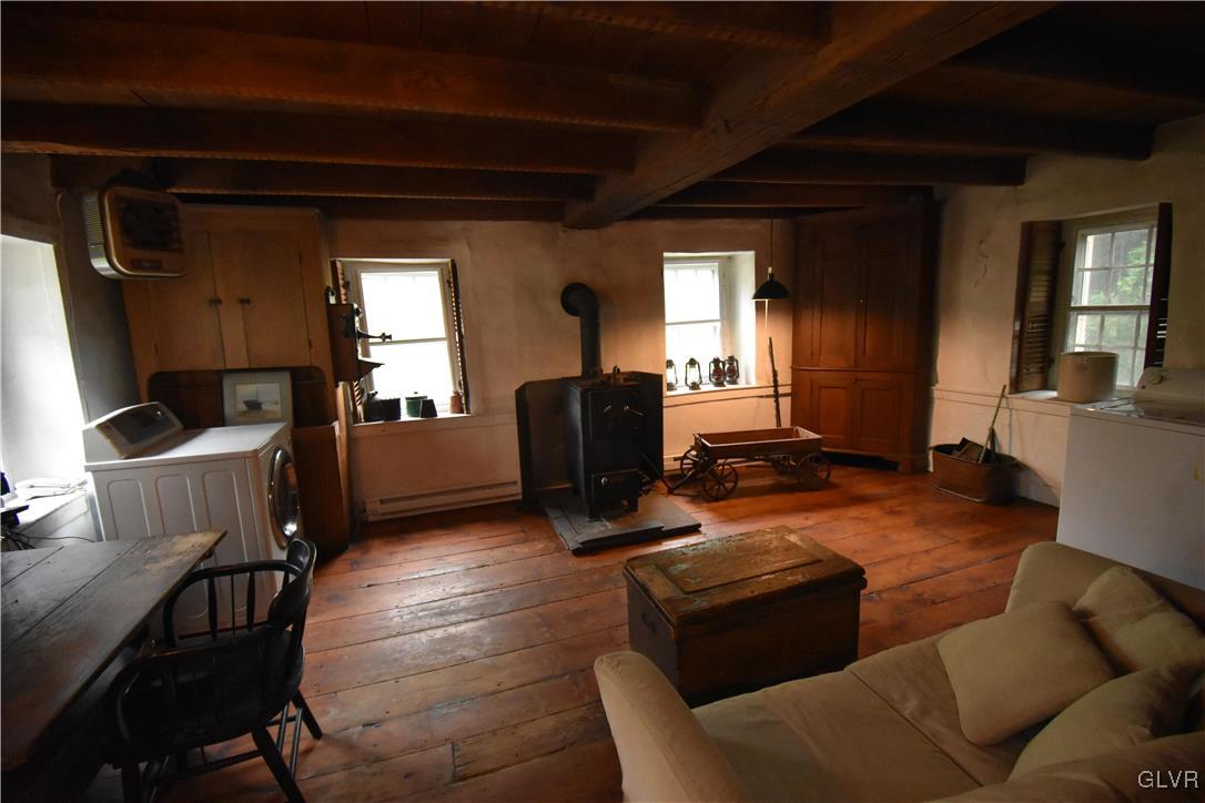 2022 Springtown Hill Road