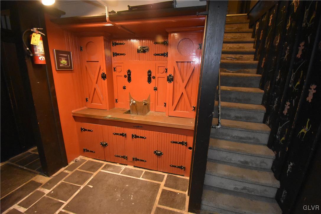 252 Spring Garden Street