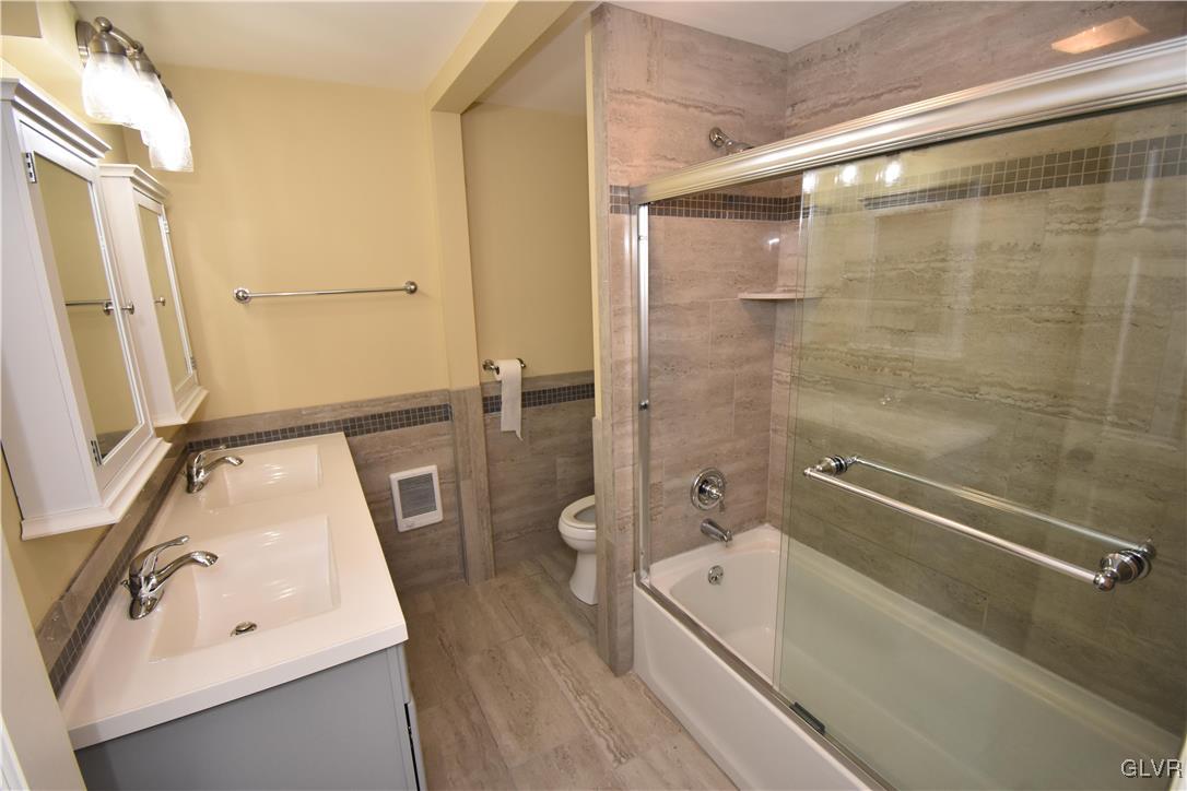 435 Ferry Street 2