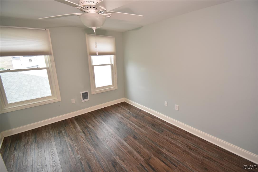 435 Ferry Street 2