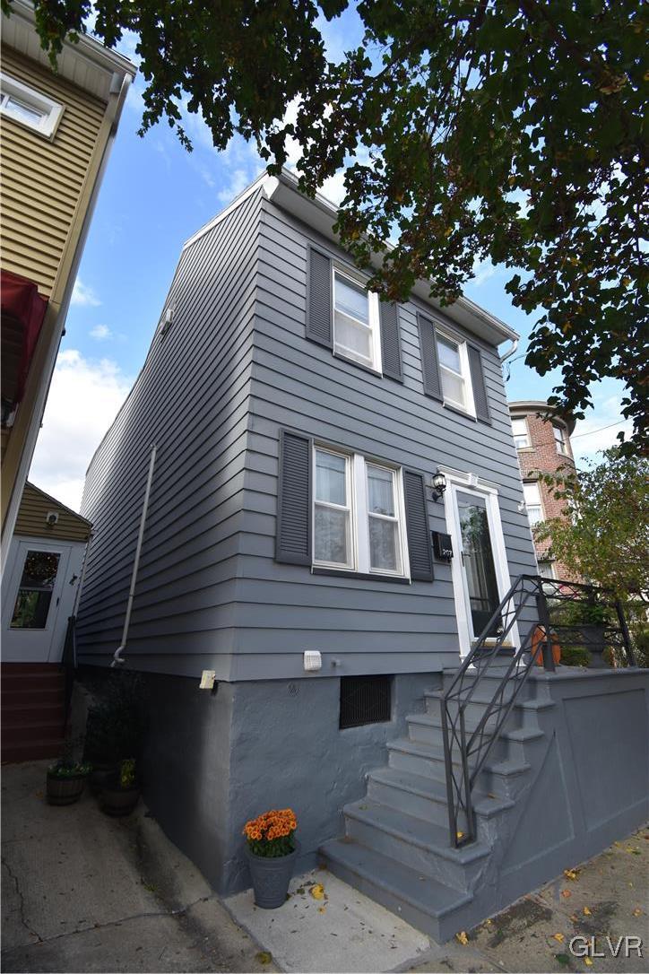 207 West Monroe Street
