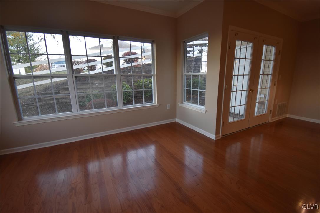 506 Waterford Terrace