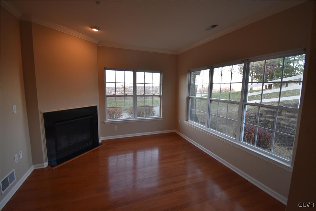 506 Waterford Terrace