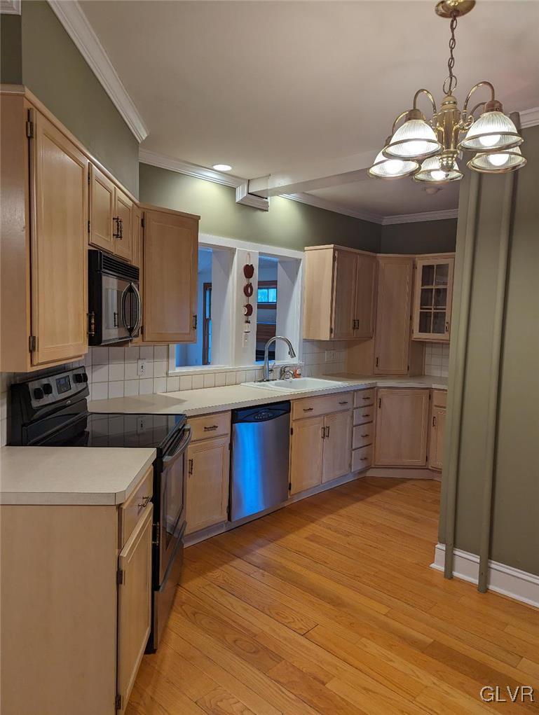 201 West Wayne Avenue