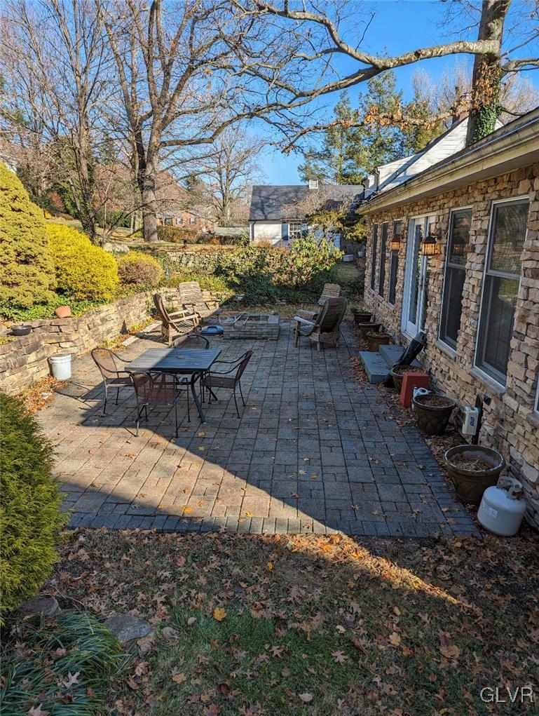 201 West Wayne Avenue