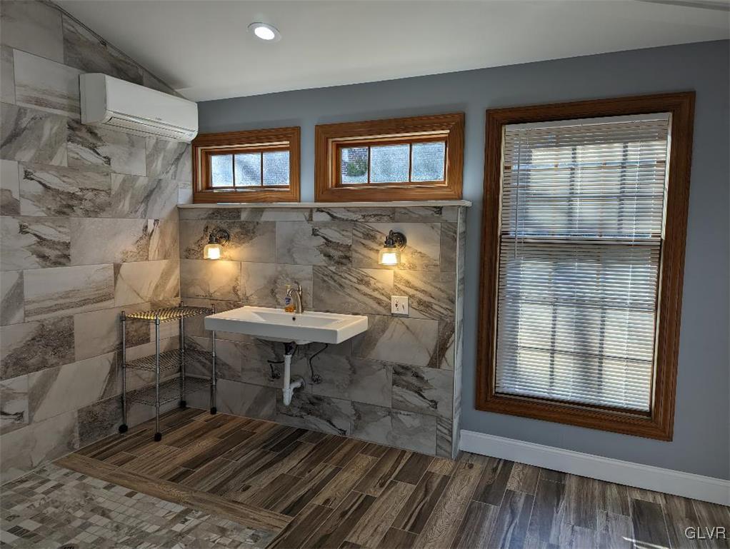 201 West Wayne Avenue