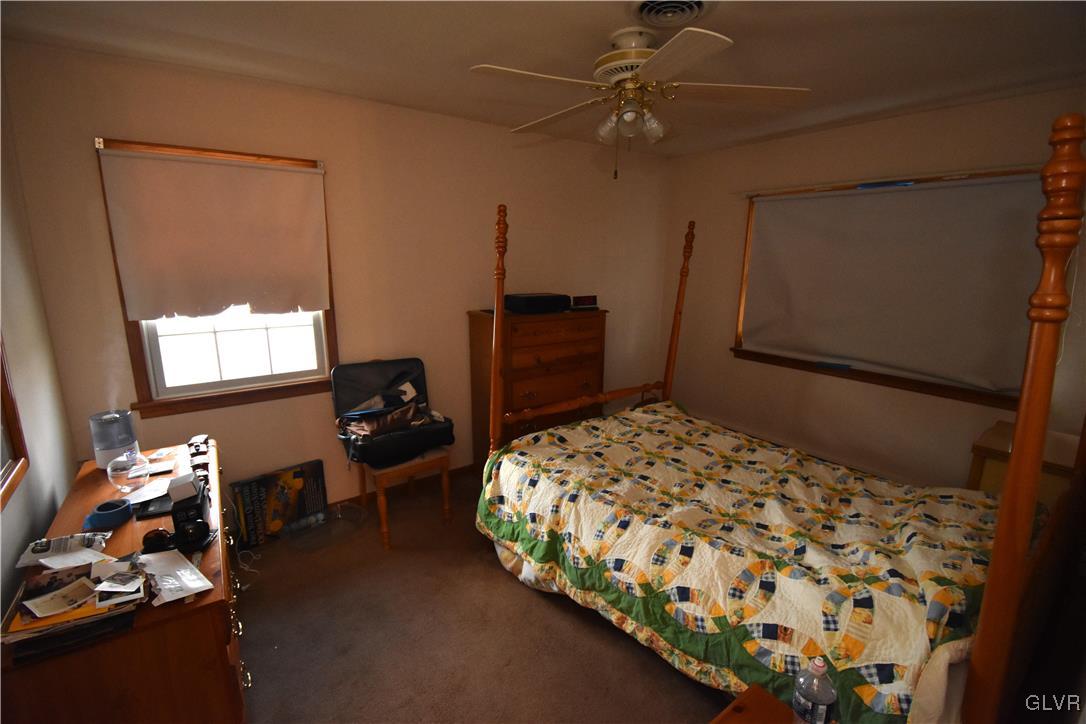 123 Carbon Street