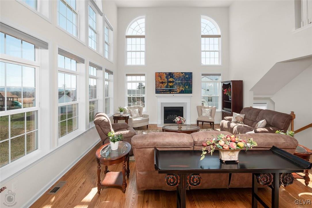 4731 Farrcroft Drive