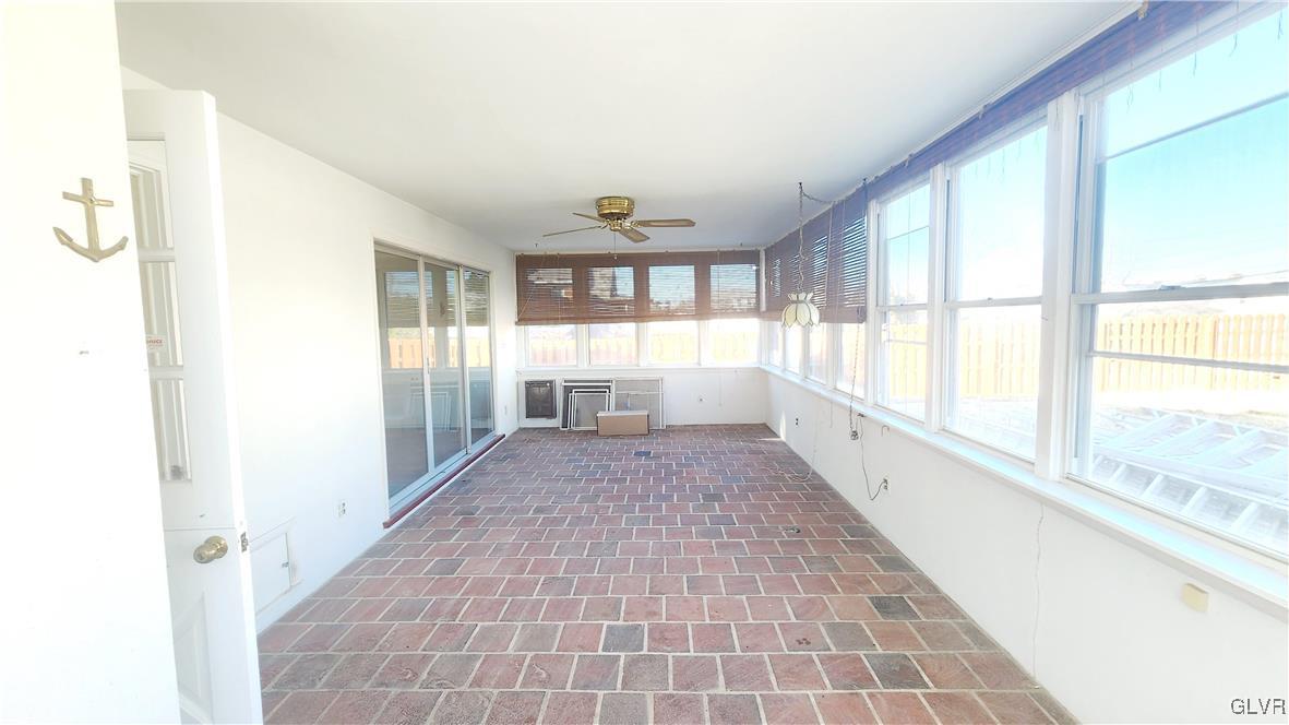 928 Linden Street