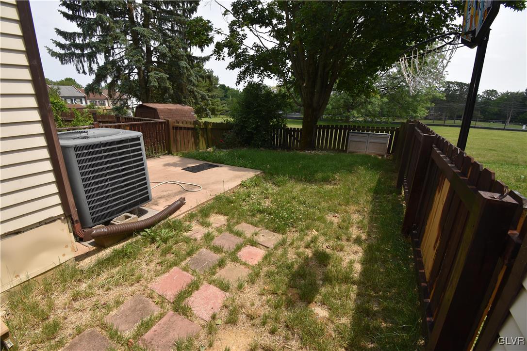 3440 Colonial Court