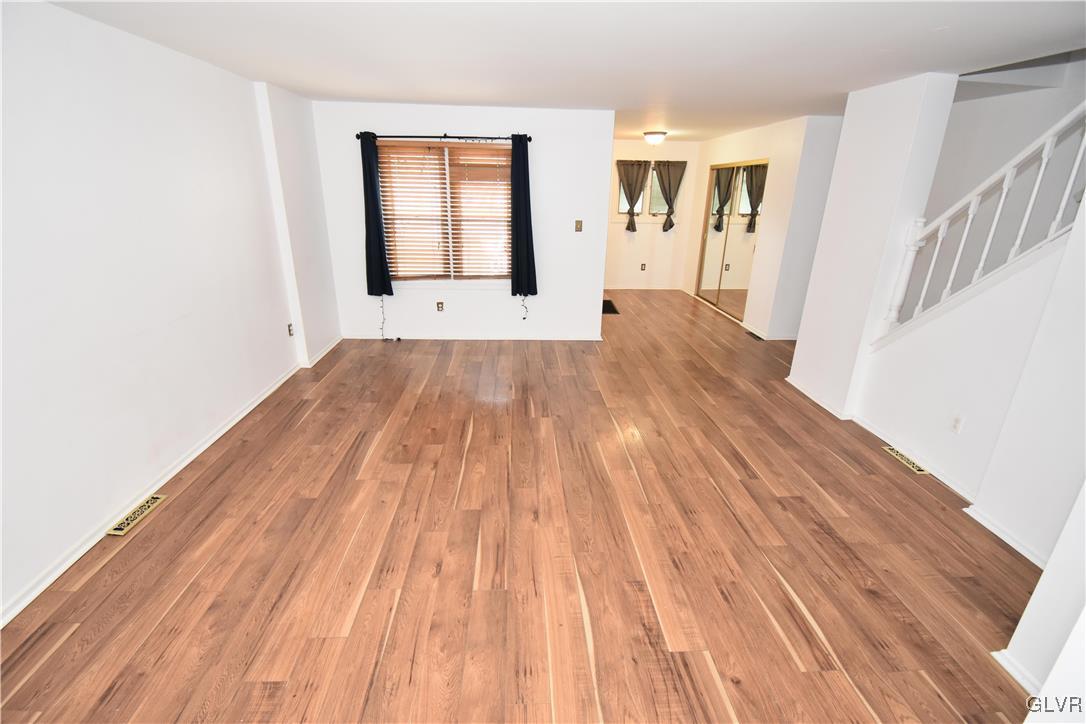 3440 Colonial Court