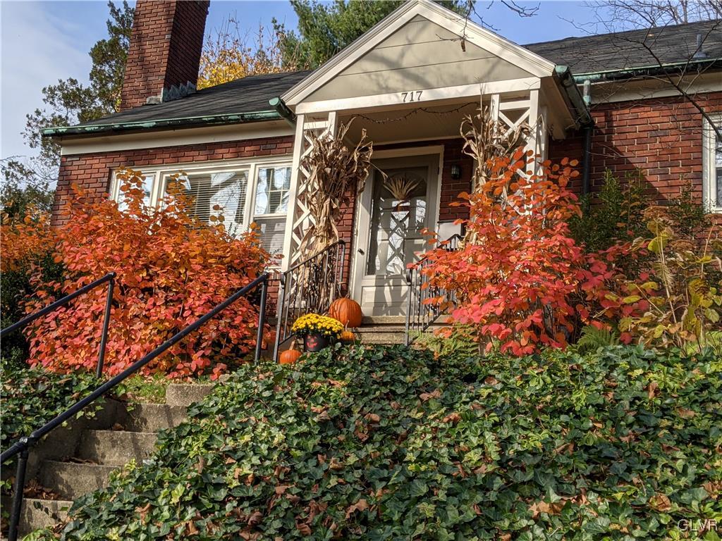 717 Lafayette Street
