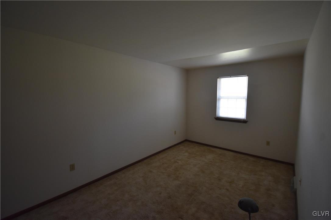 3882 Timothy Lane
