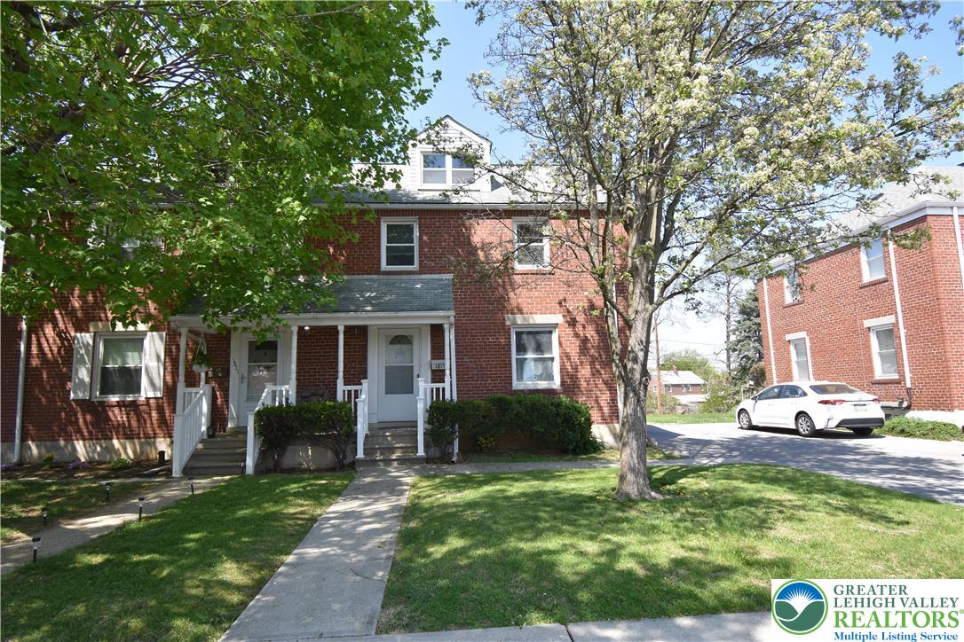 1813 17Th Street Southwest