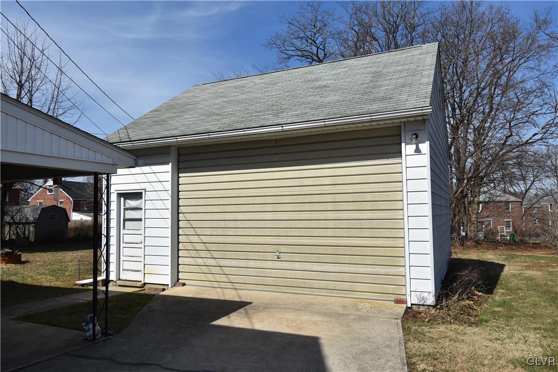 1813 17Th Street Southwest