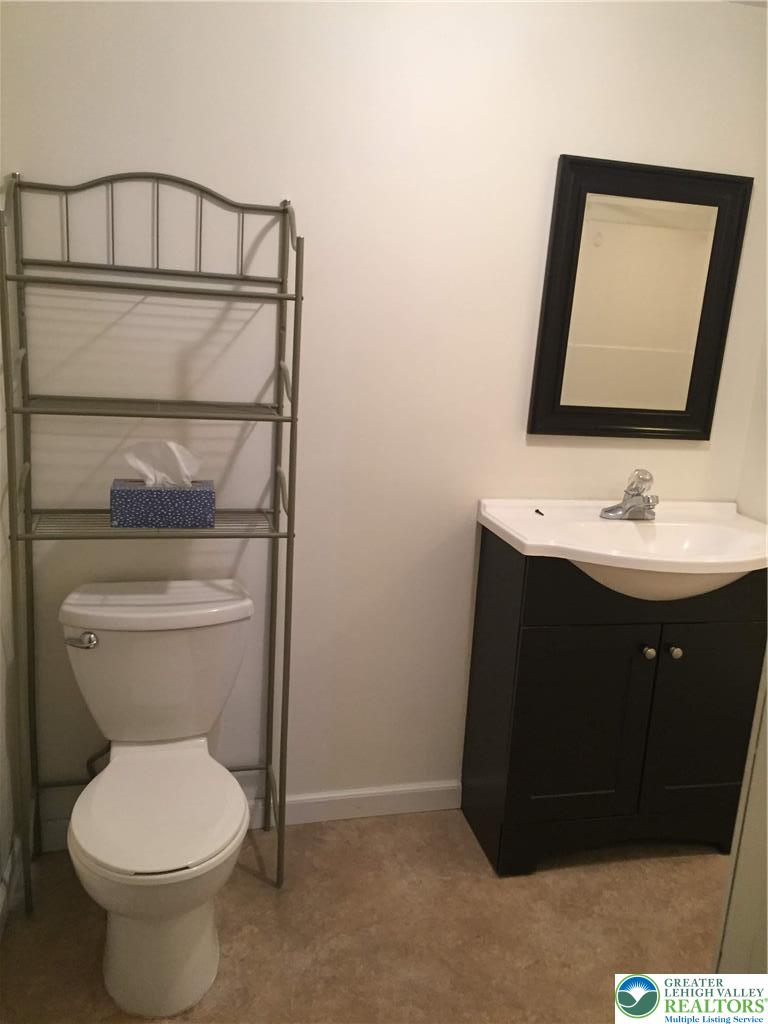 523 Greenwood Avenue