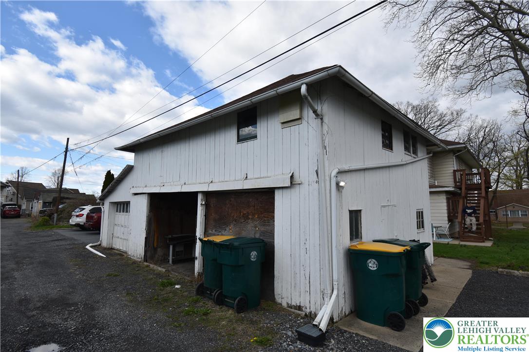 523 Greenwood Avenue