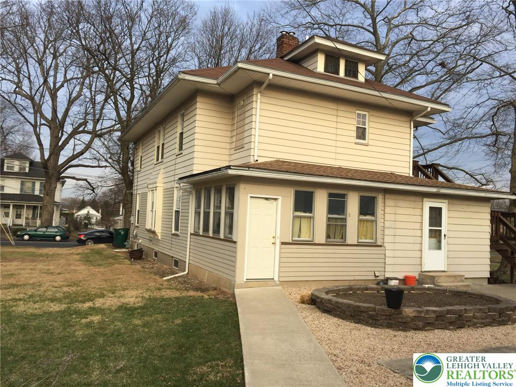 523 Greenwood Avenue