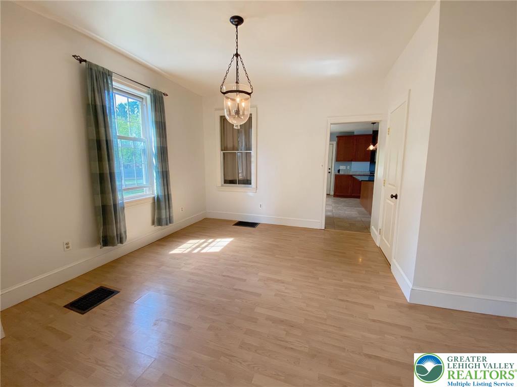 1111 Easton Road