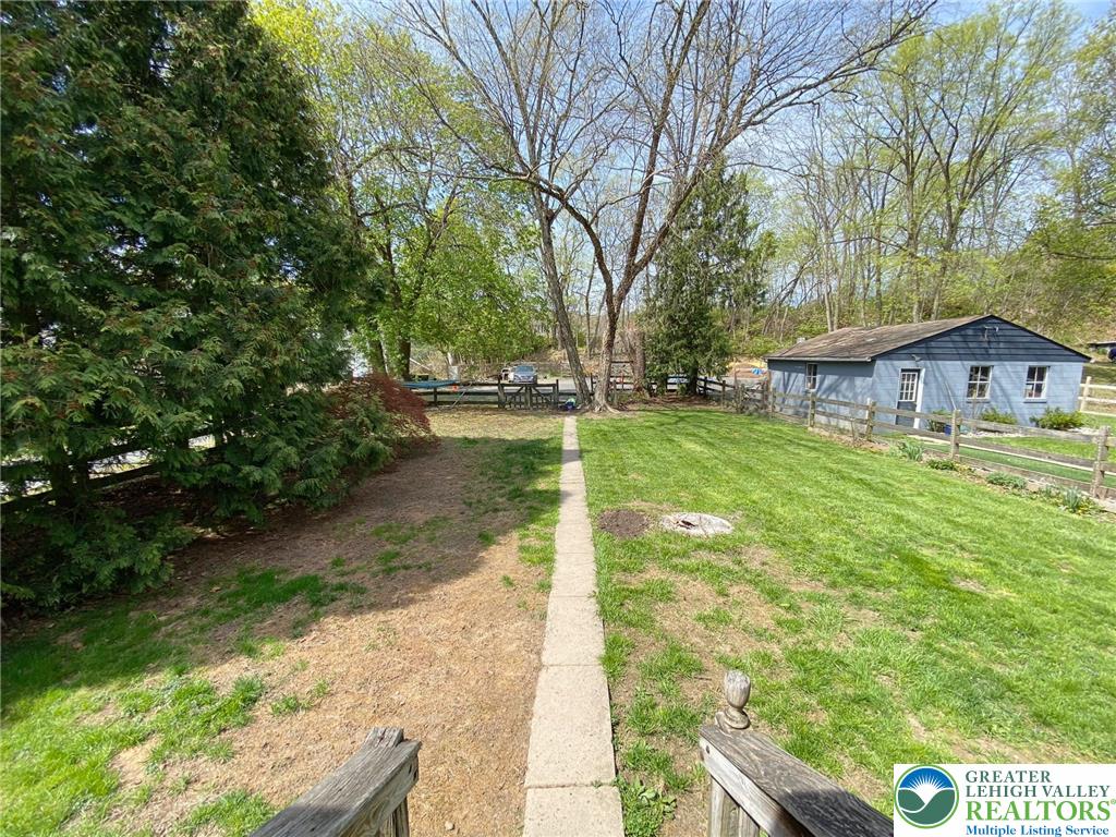 1111 Easton Road