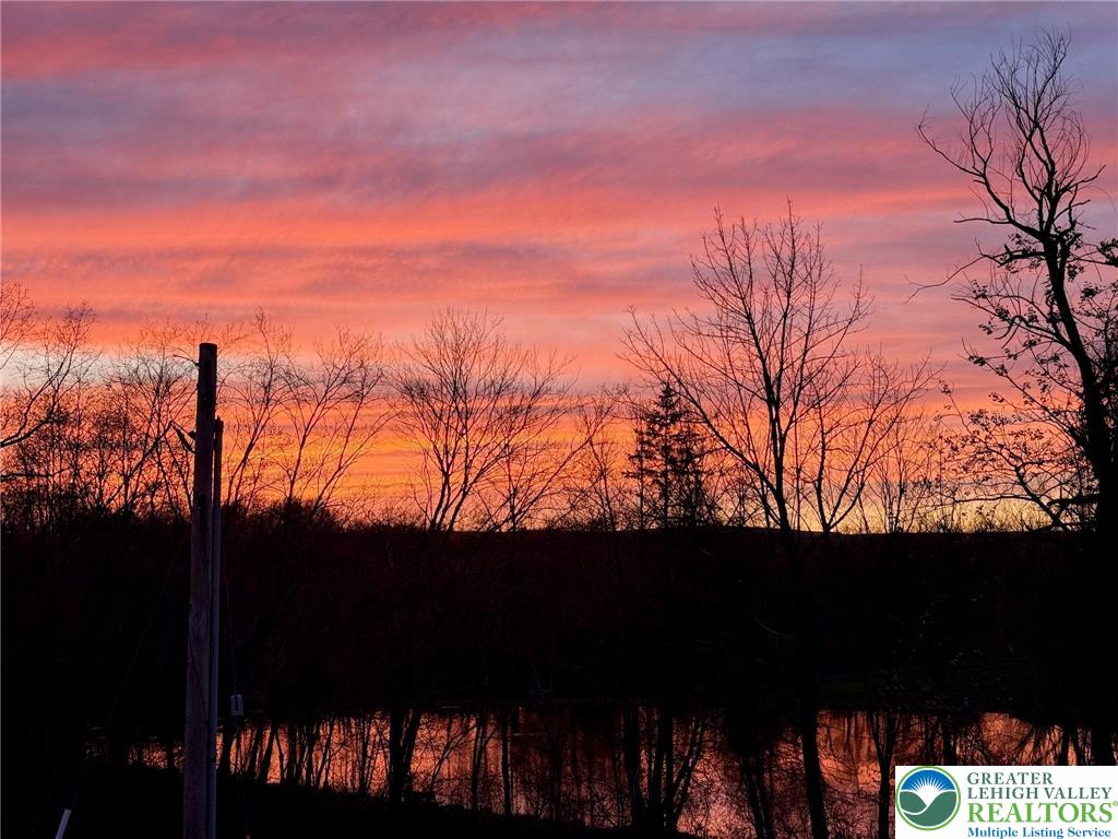 1076 Five Points-Richmond Road