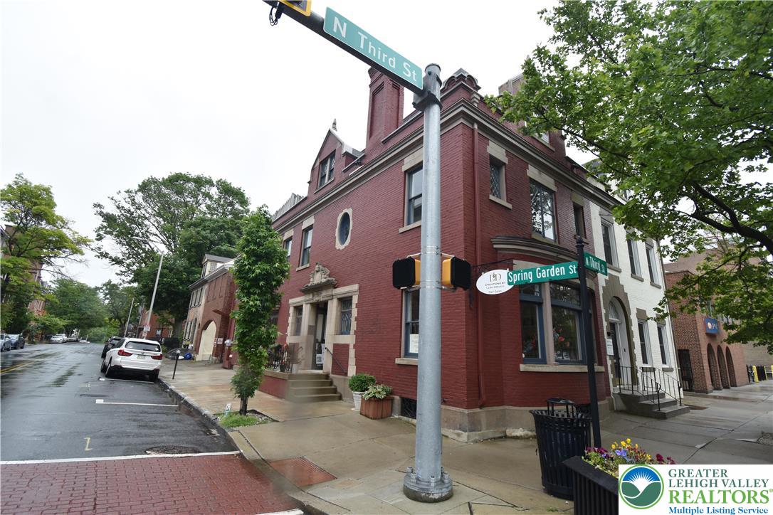 252 Spring Garden Street 2B
