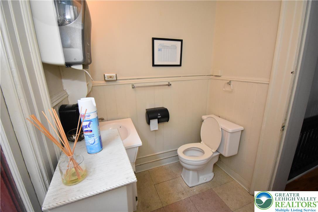 252 Spring Garden Street 2B