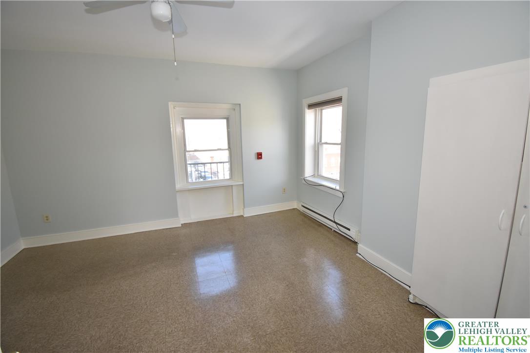 433 Ferry Street 3