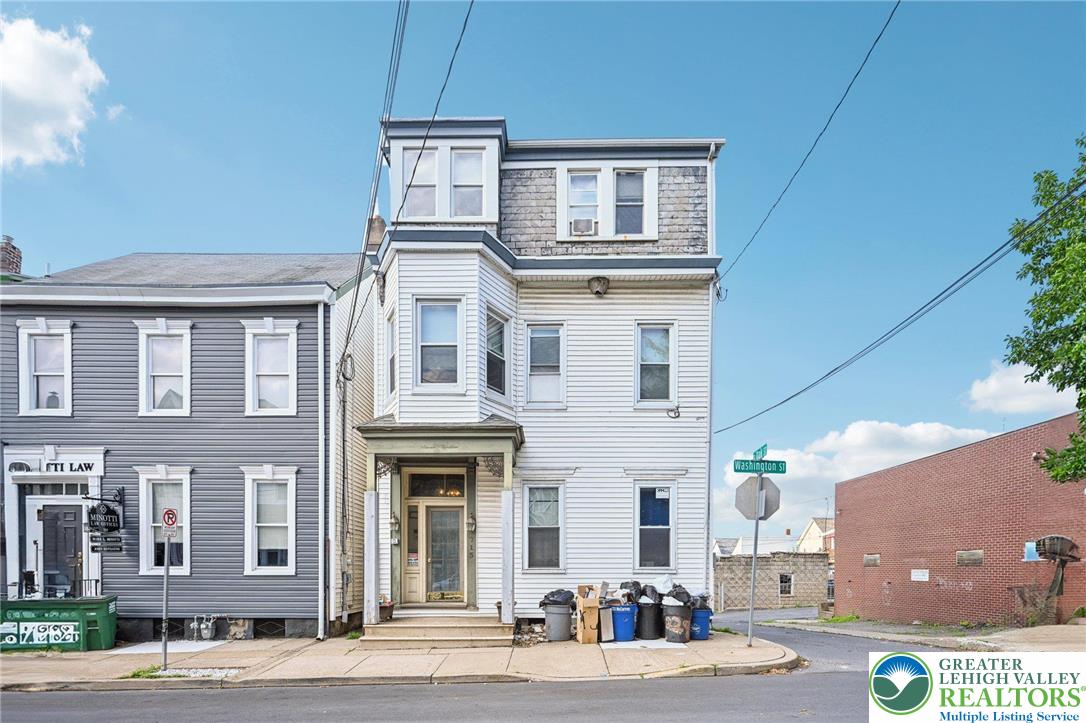 713 Washington Street