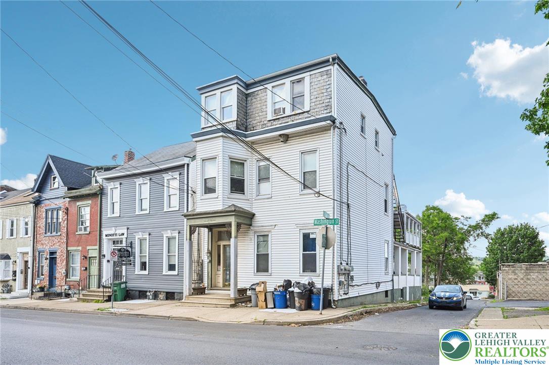 713 Washington Street