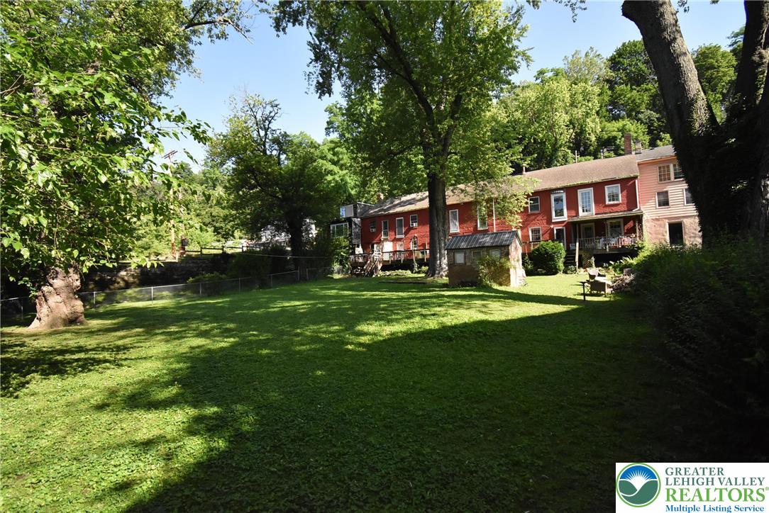 114 Bushkill Drive