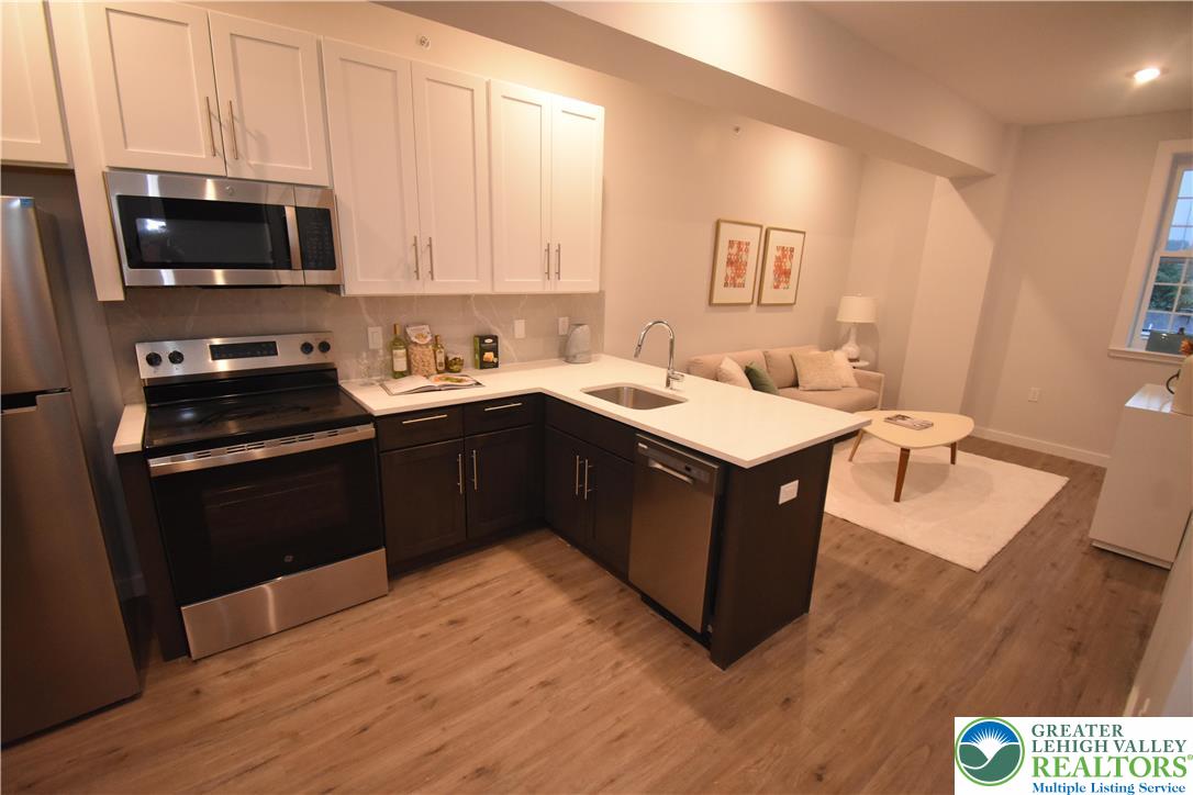 75 South Main Street 207