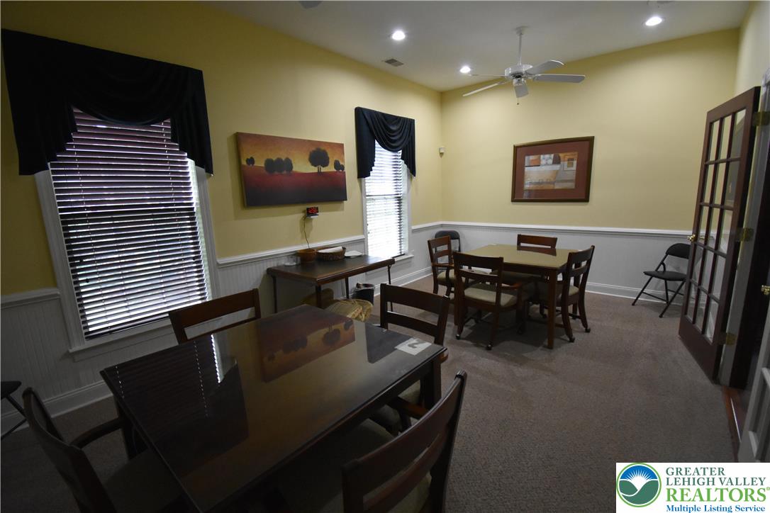 82 Glenmoor Circle South