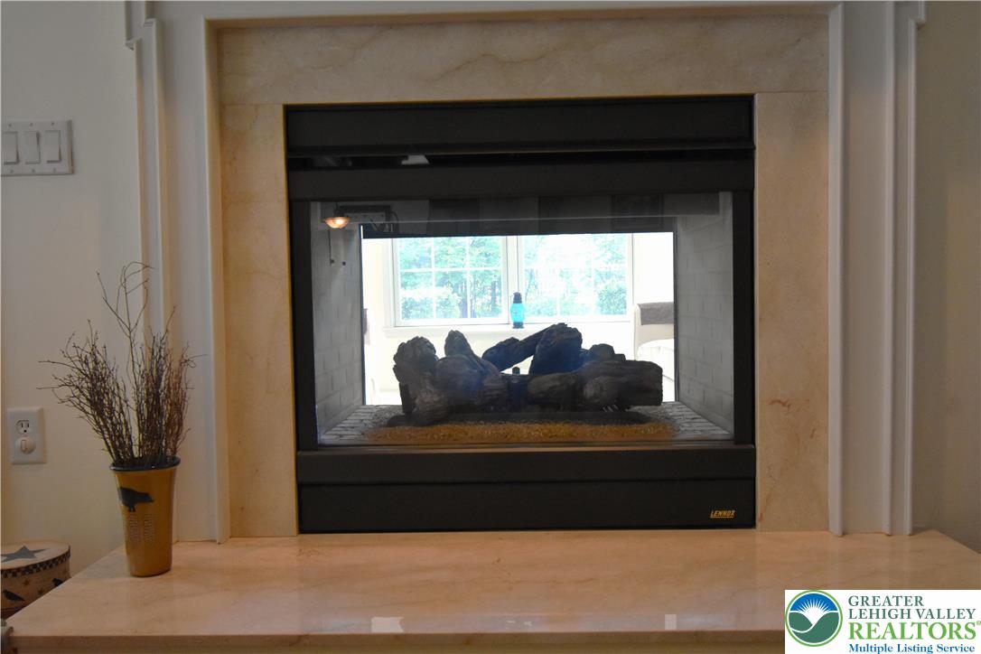 82 Glenmoor Circle South