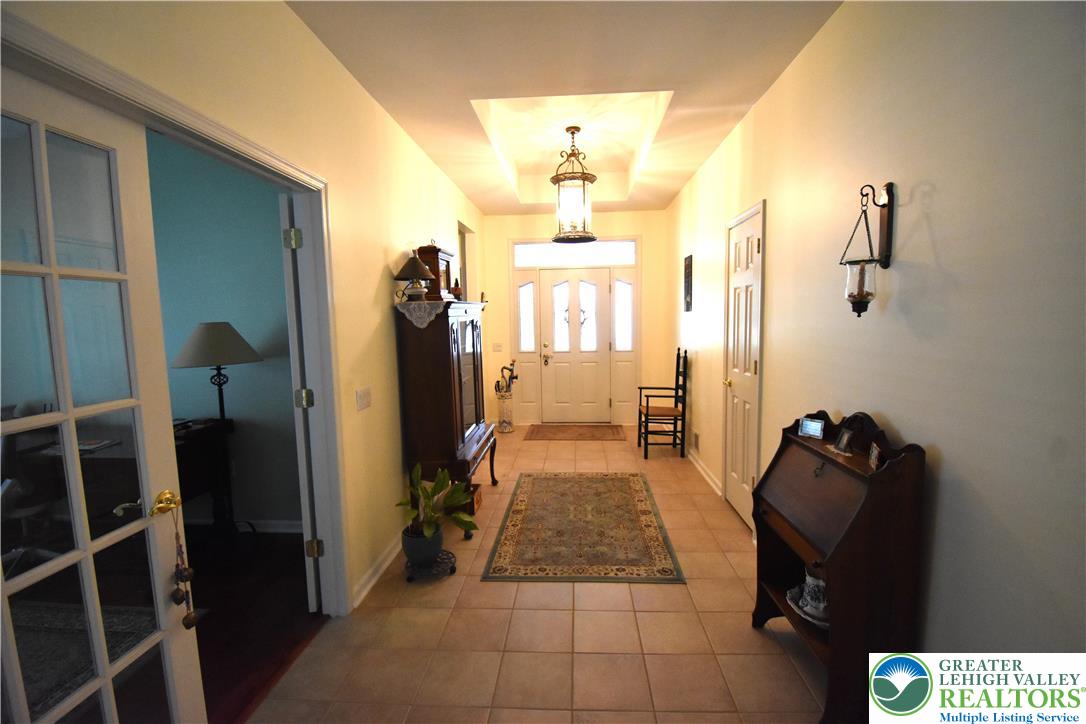 82 Glenmoor Circle South