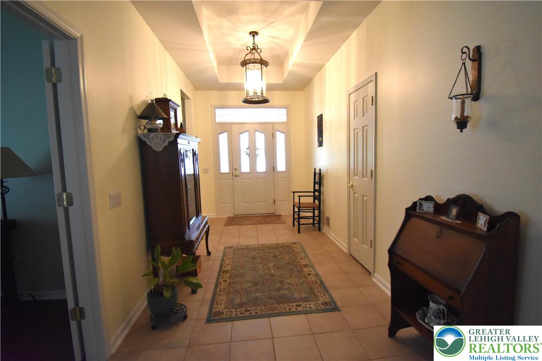 82 Glenmoor Circle South