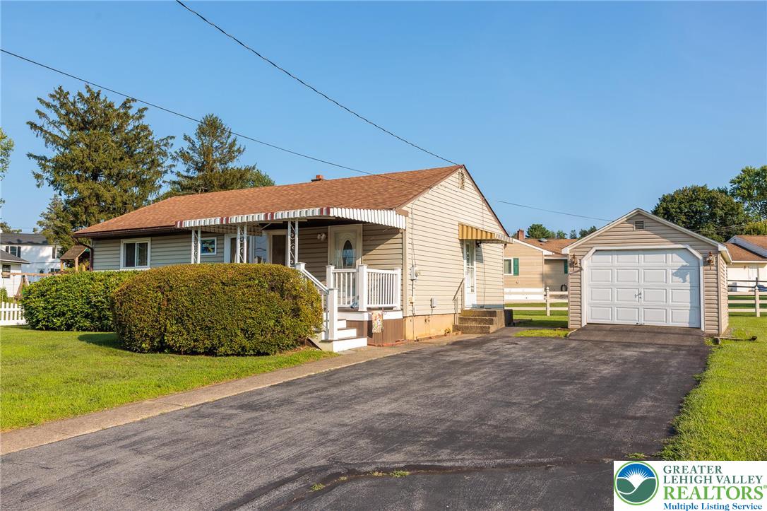 430 Apple Blossom Road