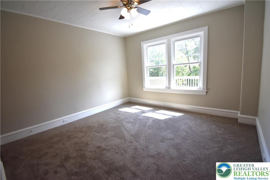 375 Lw Shawnee Avenue