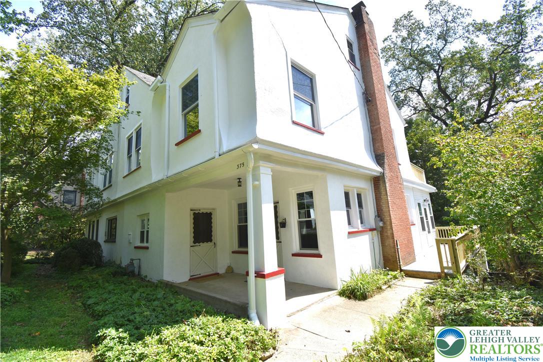 375 Lw Shawnee Avenue