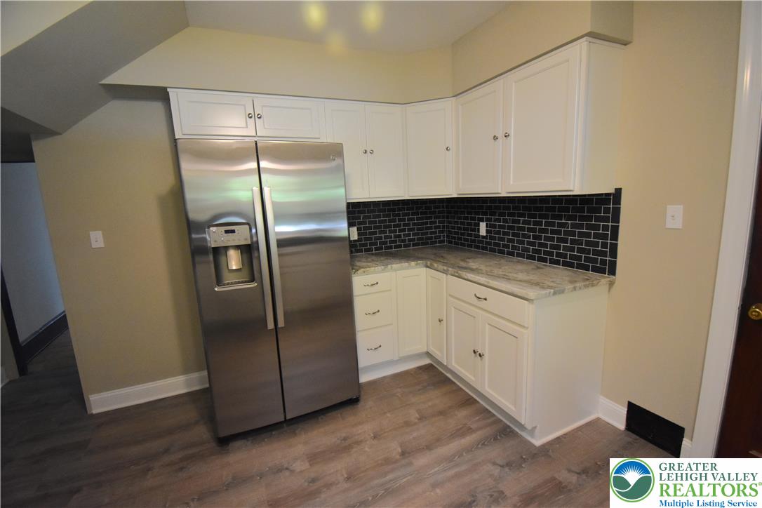 375 Lw Shawnee Avenue