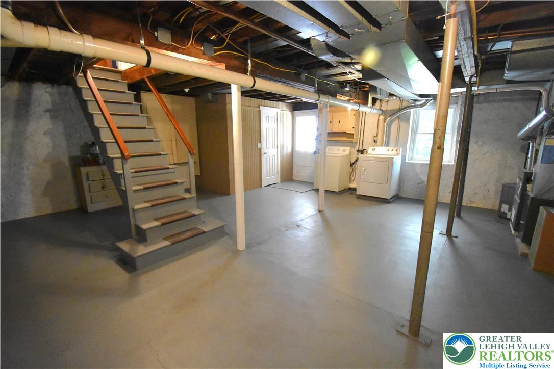 375 Lw Shawnee Avenue