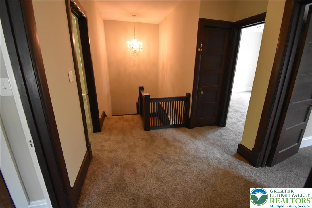 375 Lw Shawnee Avenue