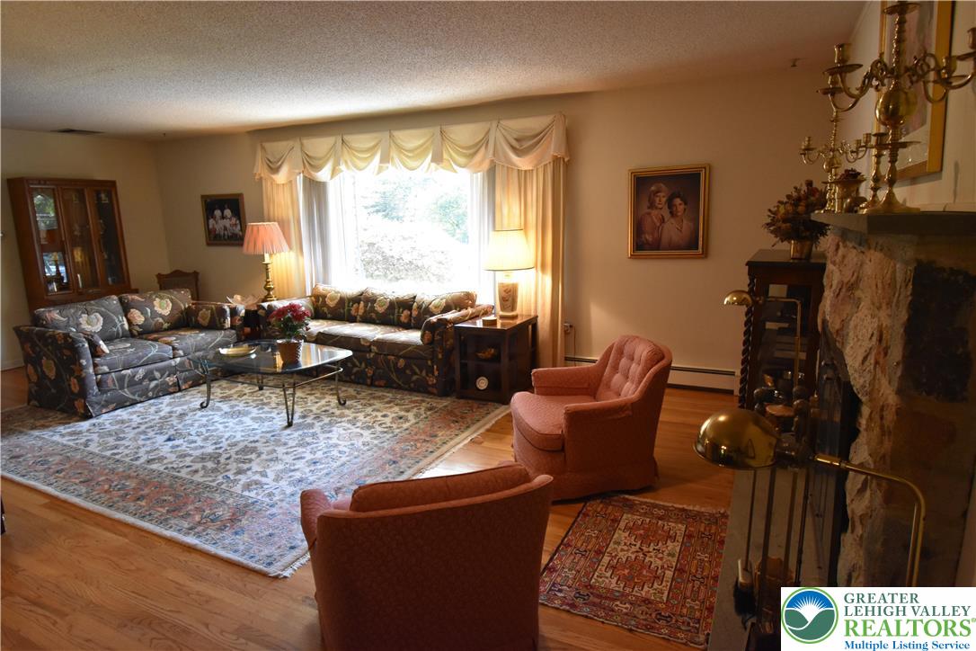 3511 Southwood Drive