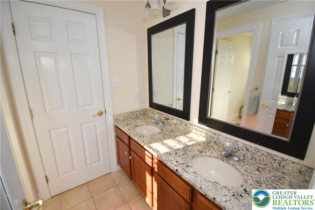 2142 Fieldstone Drive