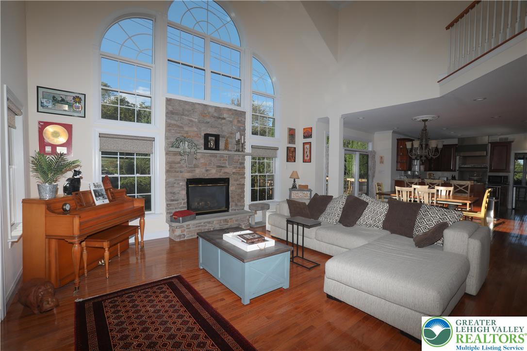 2142 Fieldstone Drive