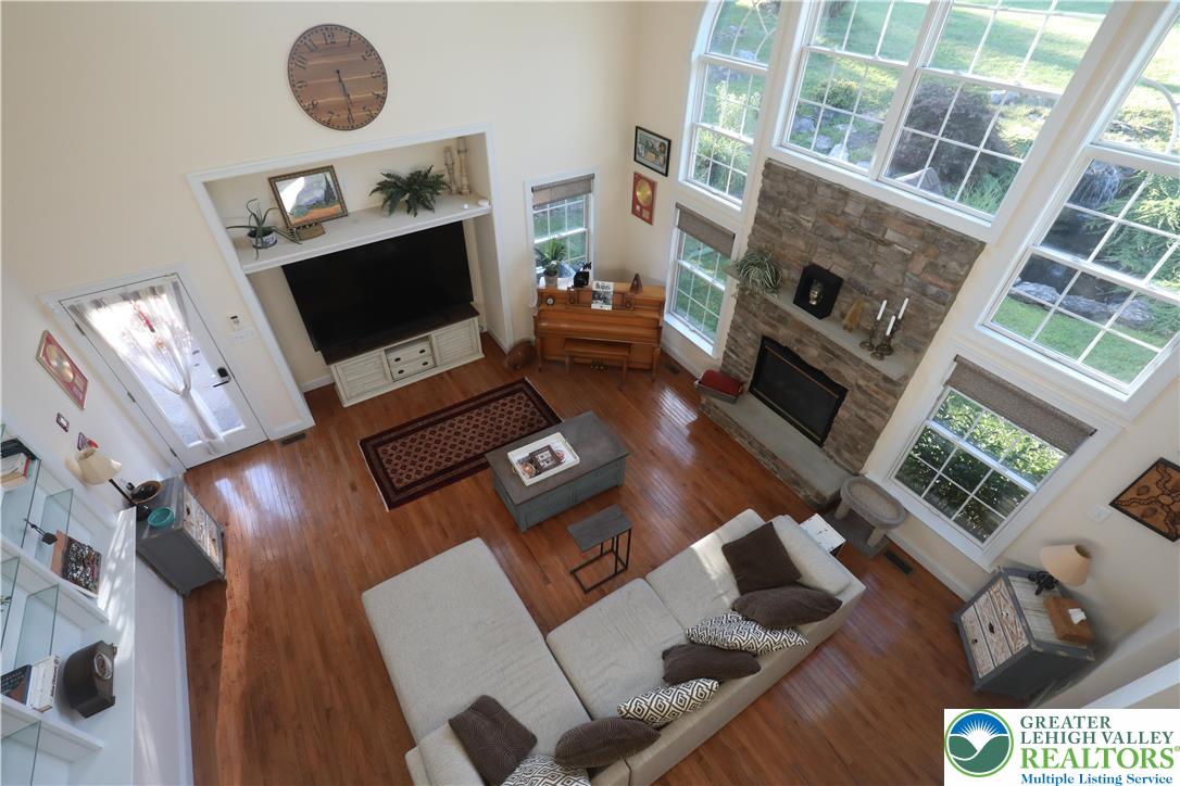 2142 Fieldstone Drive