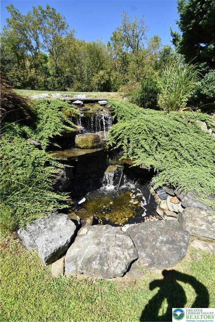 2142 Fieldstone Drive