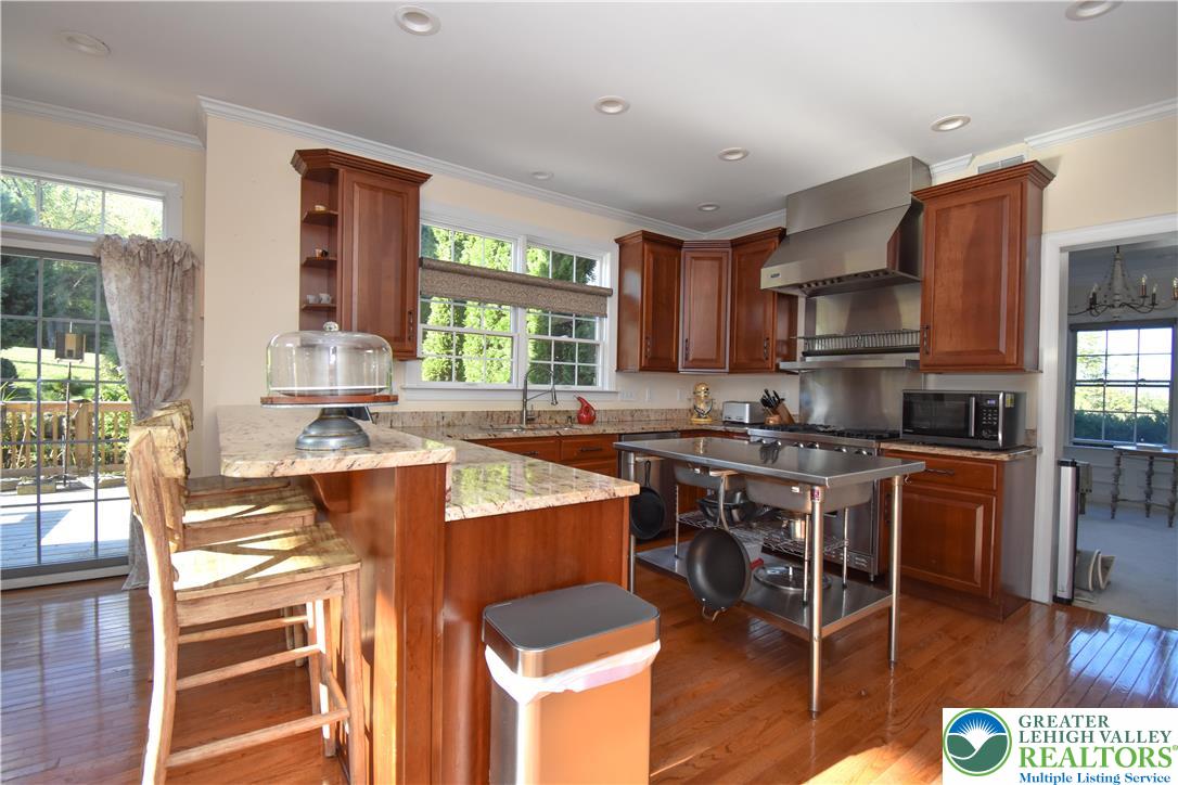 2142 Fieldstone Drive